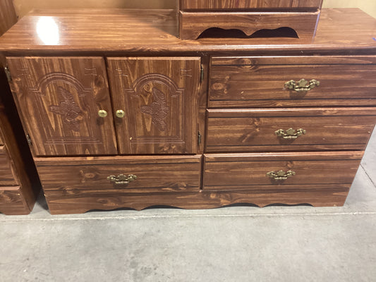 2 Door 4 Drawer Dresser